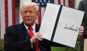 الرسوم الجمركية الجديدة التي فرضها ترامب … تداعياتها … ايجابياتها